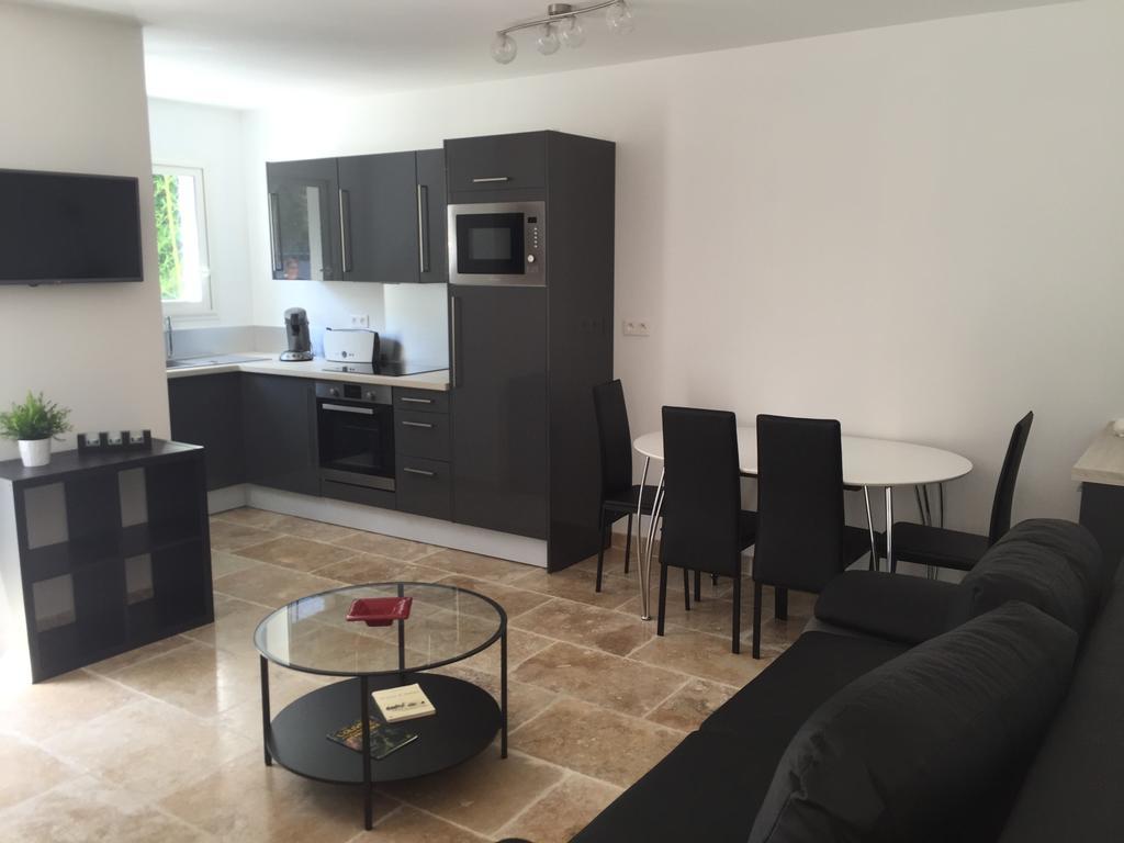 Le Mazet De Trial Villa Aubais Oda fotoğraf